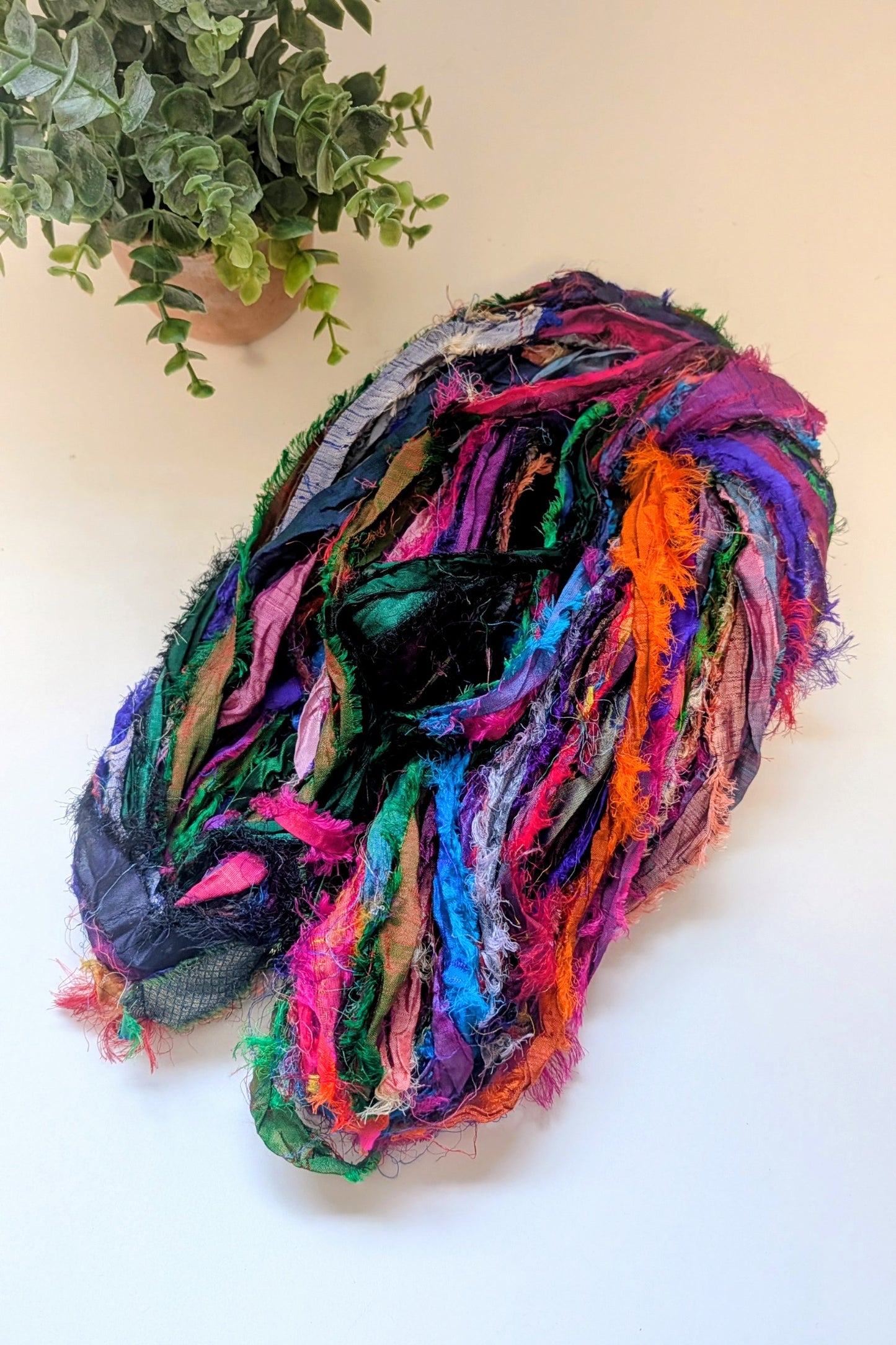 Sari Silk Fuzzy Ribbon