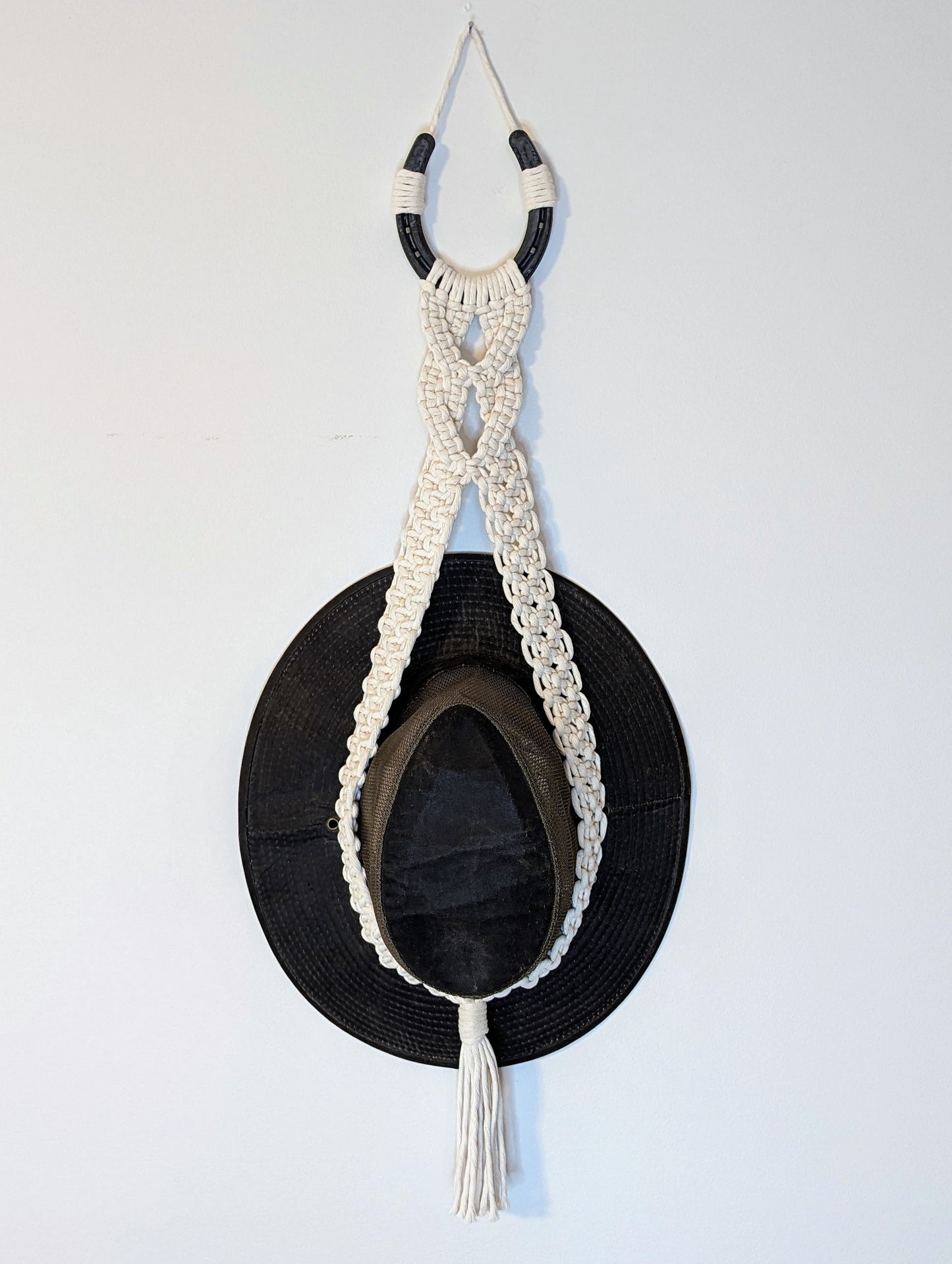 Macrame Horseshoe Hat Hanger