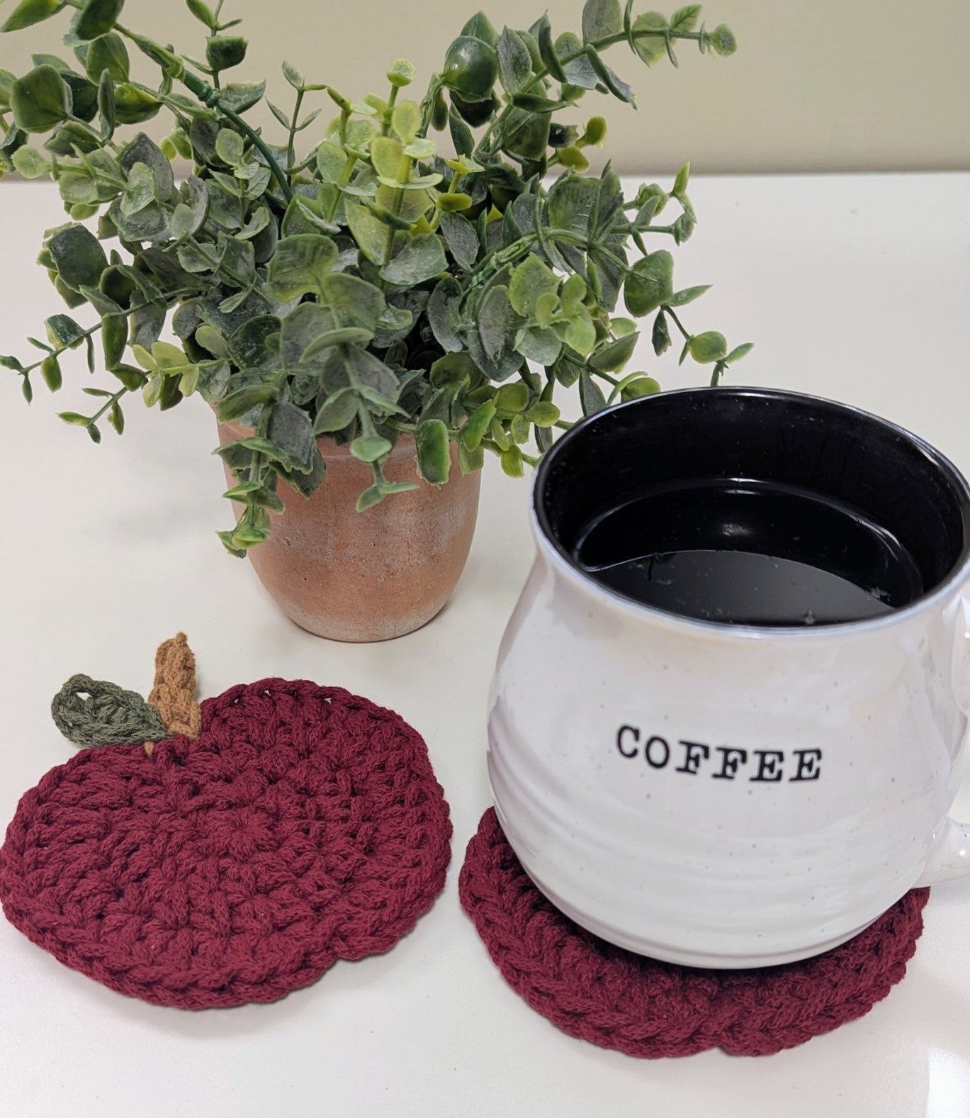 Crochet Apple Coaster
